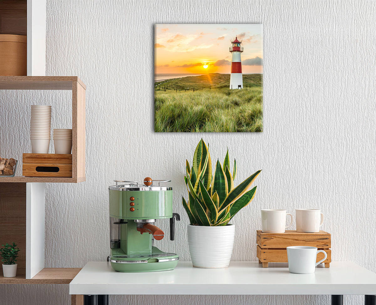 Wandbild LEUCHTTURM 35x35 cm – Leinwandbild Keilrahmen Deko modern - Ambiente 2