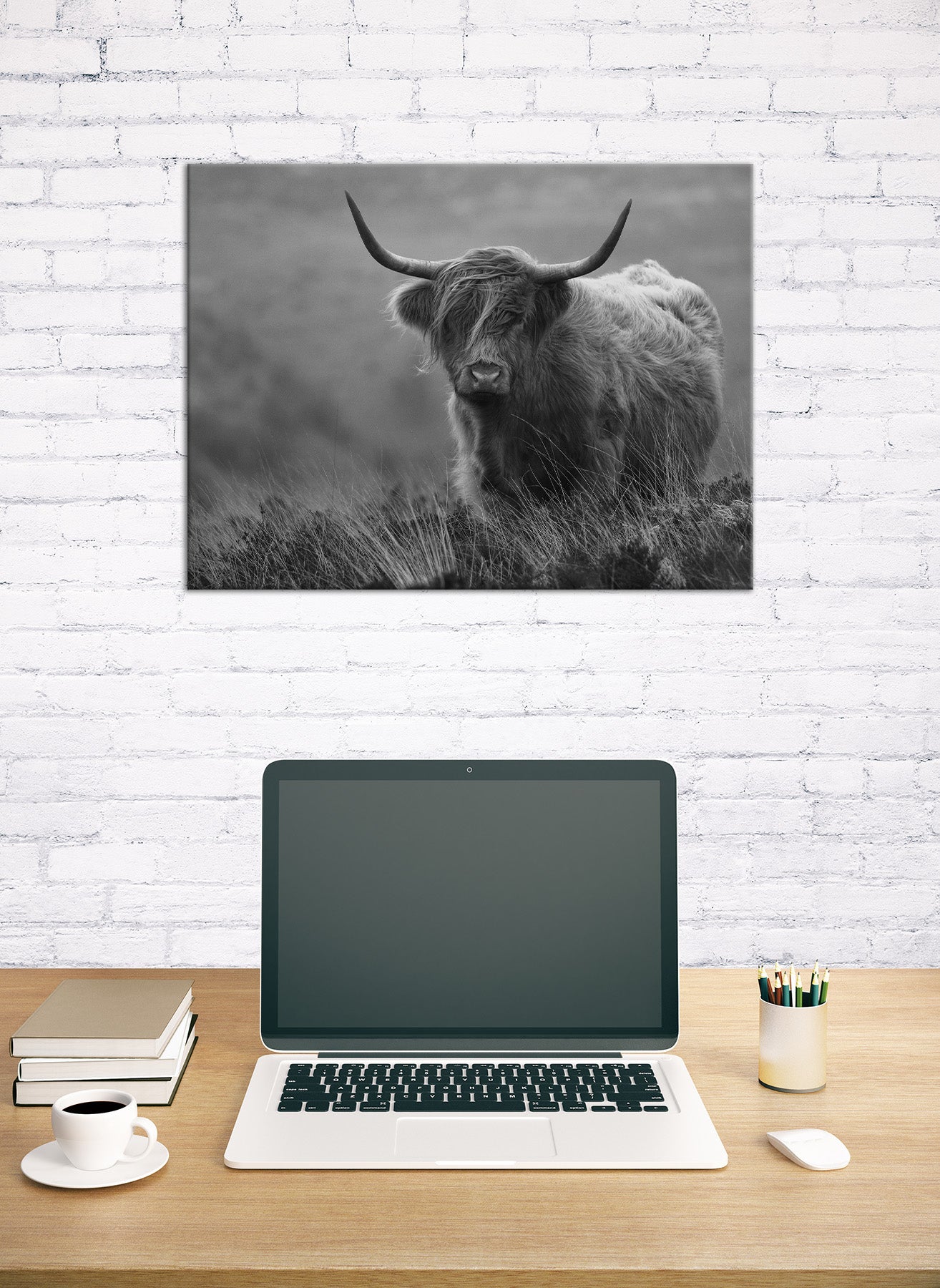 Wandbild HOCHLANDRIND SW 46x61 cm – Leinwandbild Keilrahmen Deko modern - Ambiente 2