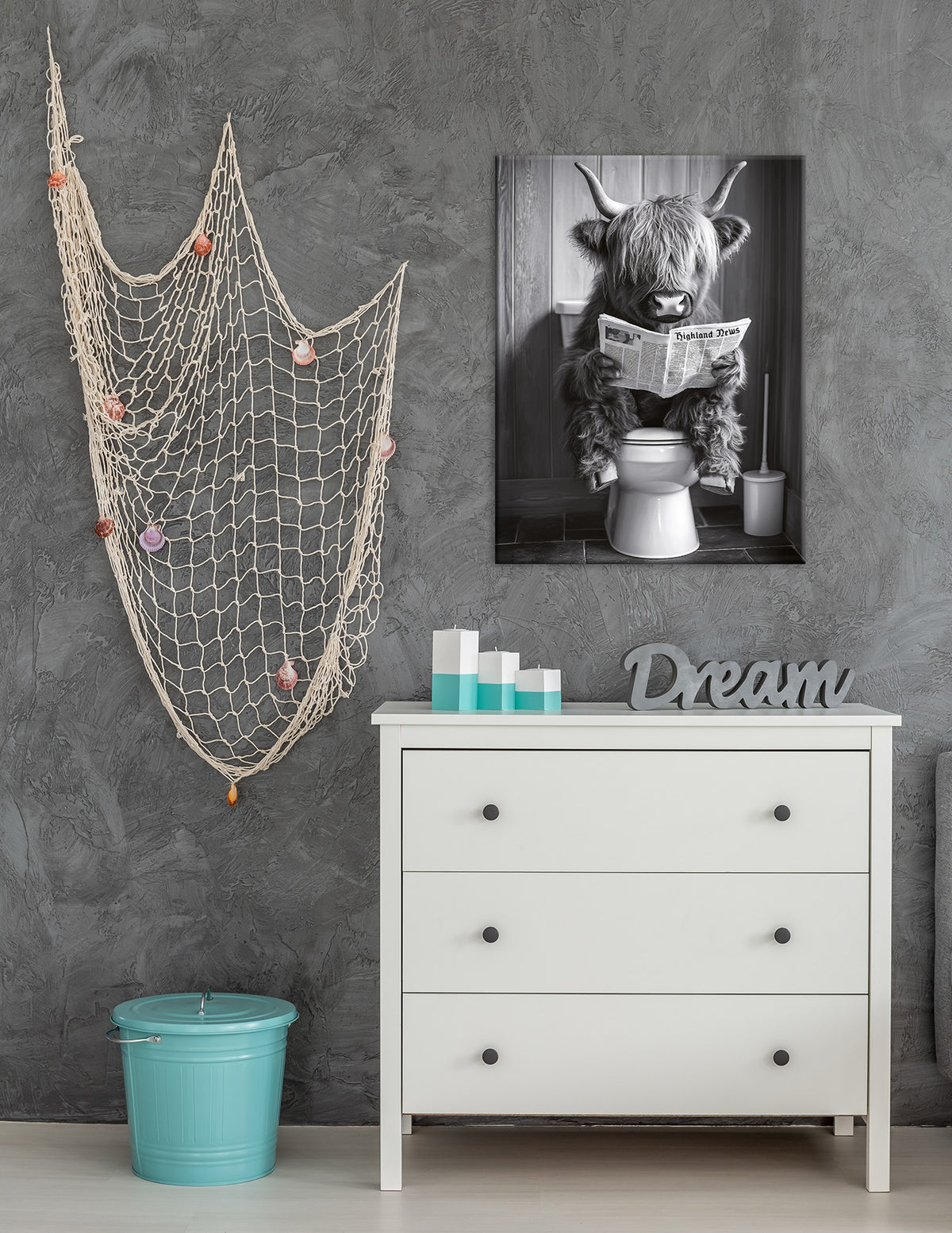 Wandbild HOCHLANDRIND AUF WC 46x61 cm – Leinwandbild Keilrahmen Deko modern - Ambiente 1
