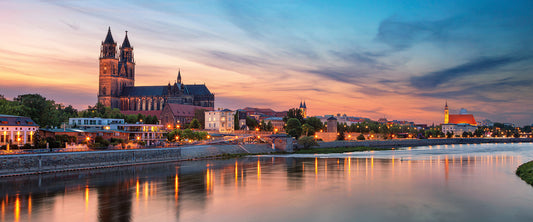 Wandbild MAGDEBURG AM ABEND 50x120 cm – Leinwandbild Keilrahmen Deko modern