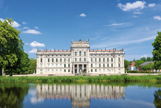 Wandbild SCHLOSS LUDWIGLUST 60x90 cm – Leinwandbild Keilrahmen Deko modern