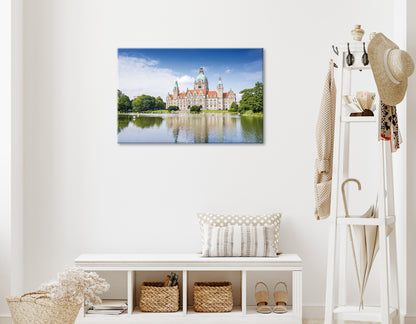 Wandbild RATHAUS VON HANNOVER 60x90 cm – Leinwandbild Keilrahmen Deko modern - Ambiente 1