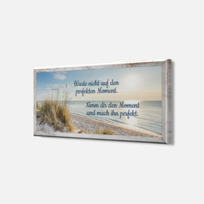 Wandbild gerahmt STRAND MIT SPRUCH MOMENT 23x49 cm – Natur Wanddeko modern - Seitenansicht