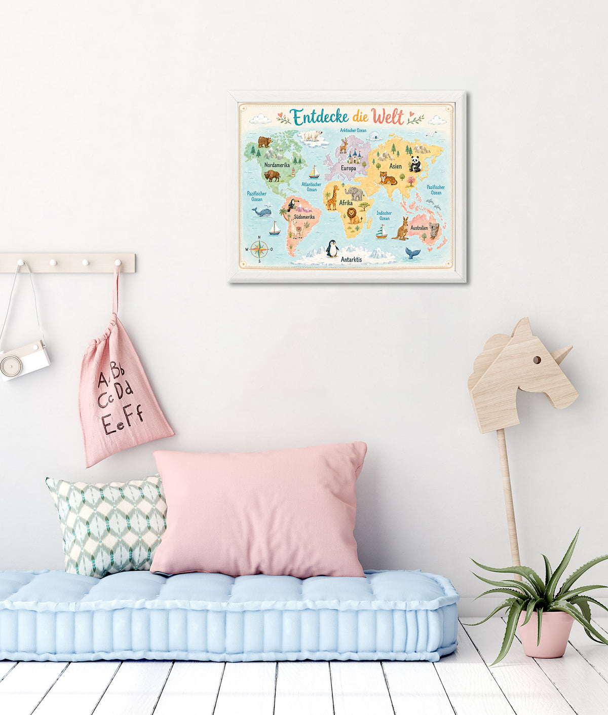 Wandbild gerahmt ENTDECKE DIE WELT 30x40 cm - Kindermotiv - Ambiente 1