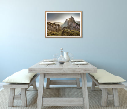 Wandbild gerahmt BERGE SONNENAUFGANG 50x70 cm – Landschaftsbild Alpen Panorama - Ambiente 2
